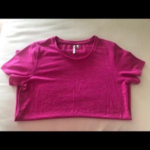 Banana Republic magenta signature tee, Sz M